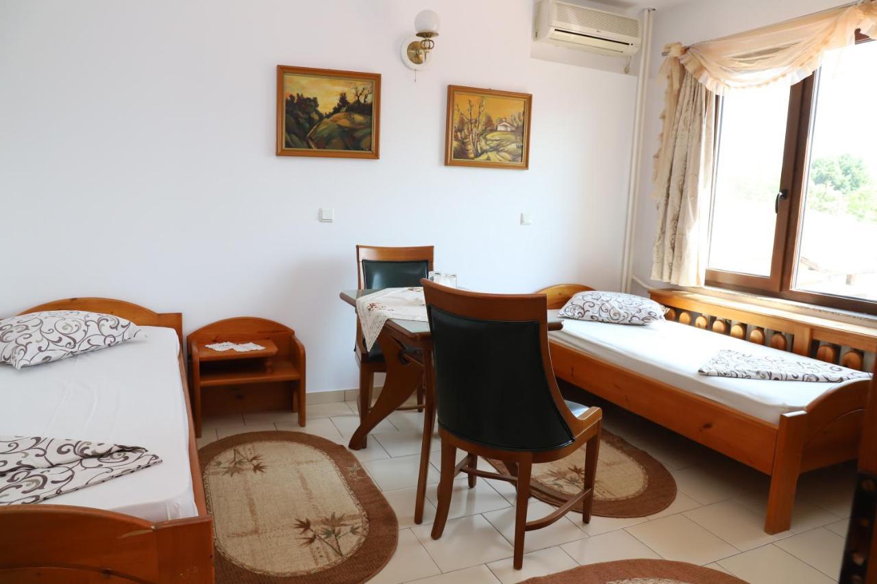 Hotel Mishel Kocherinovo Zewnętrze zdjęcie