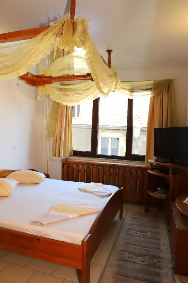 Hotel Mishel Kocherinovo Zewnętrze zdjęcie