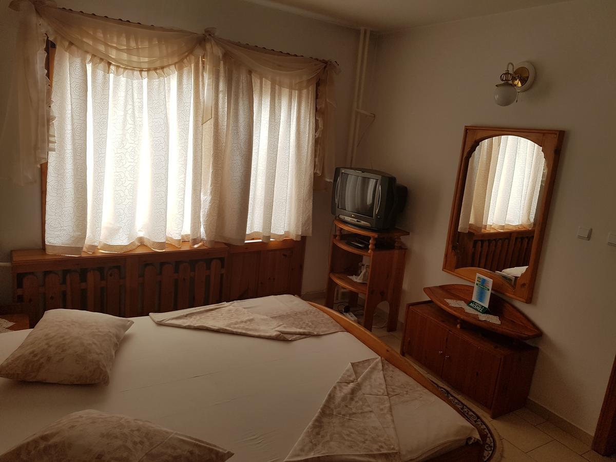 Hotel Mishel Kocherinovo Zewnętrze zdjęcie